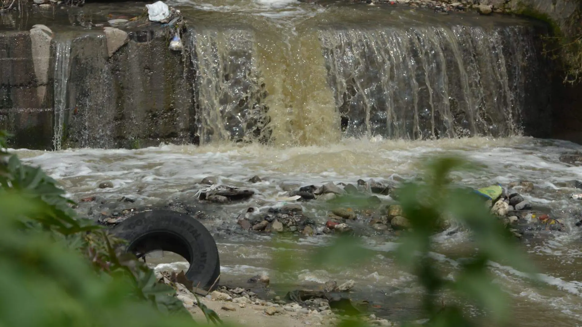 agua resiual  FOTO ROGELIO TINOCO-2